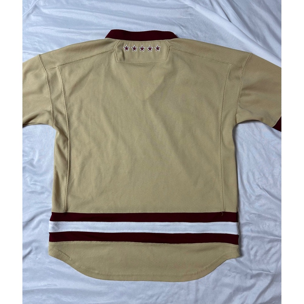 Under Armour Boston College Eagles Hockey East Youth Jersey Gold Loose Fit YMed - Picture 4 of 14
